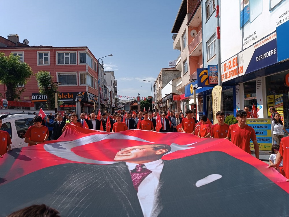19 Mayıs Atatürk’ü Anma, Gençlik ve Spor Bayramı’nın 105. Yıldönümü Coşku İle Kutlandı.
