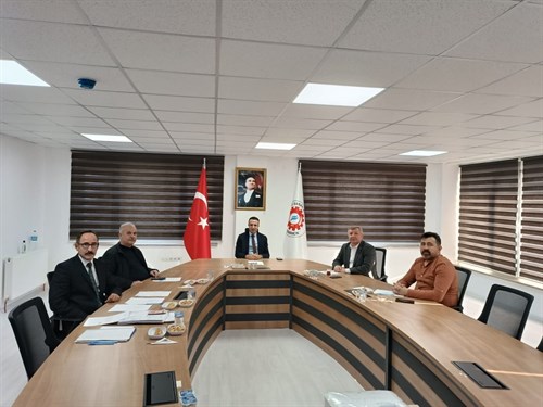 Osmancık Organize Sanayi Bölgesi Yönetim Kurulu Toplantısı Kaymakamımız Sayın Ayhan AKPAY’ın başkanlığında OSB Toplantı Salonunda gerçekleştirildi. 